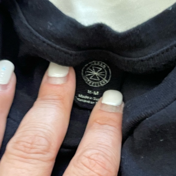 Crop top, long Sleeve top size Medium teens - Picture 2 of 2